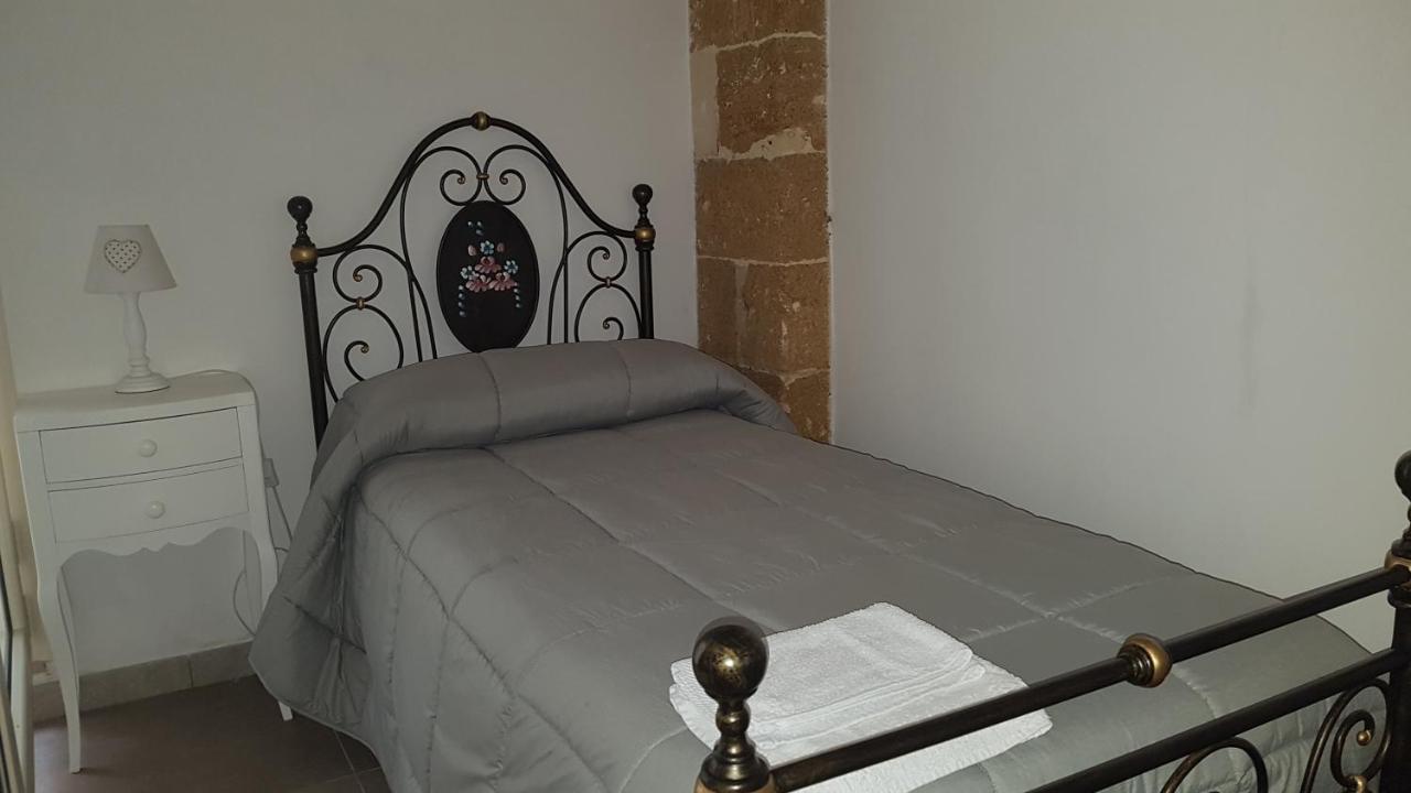 Borgo Sofia Bed And Breakfast Мезаньє Екстер'єр фото